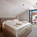 Luxury Penthouse Hvar With Jacuzzi & Sea View Apartman