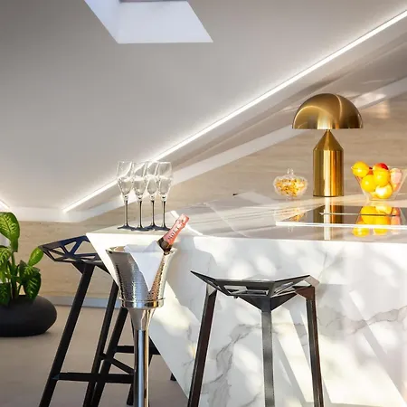 Luxury Penthouse Hvar With Jacuzzi & Sea View * 흐바르